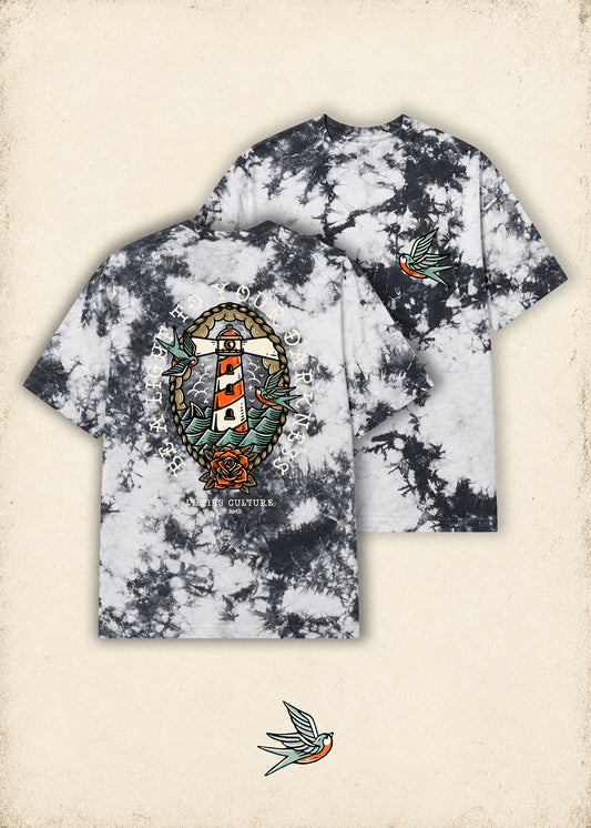 Leading Light Heavy Tee