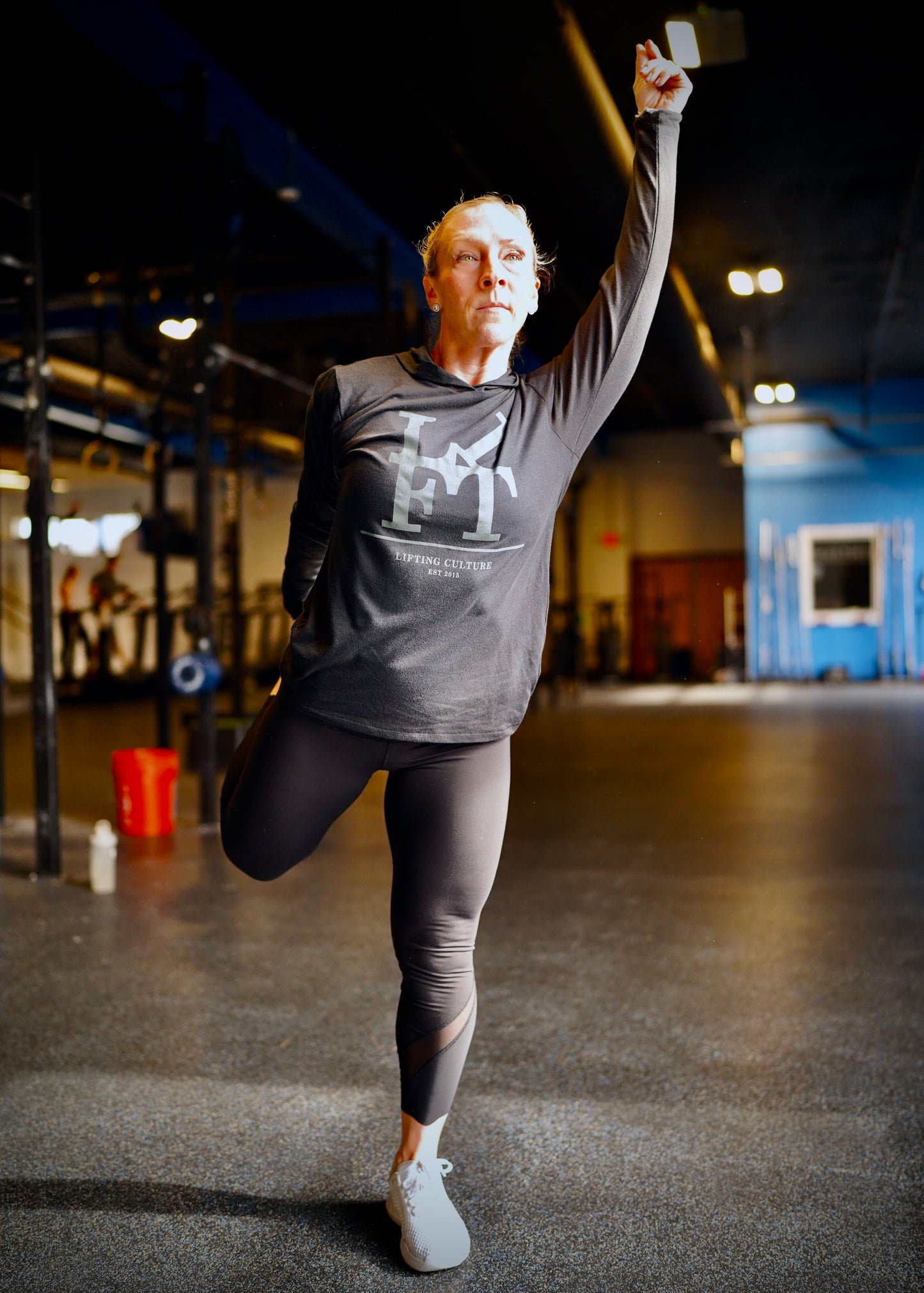 Classic Logo Performance Hood (Black)